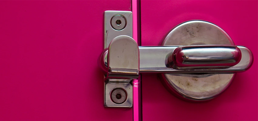 Childproof Gate Lock in Durham, California