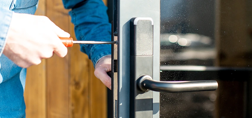 Aluminium Door Lock Replacement in Durham, California